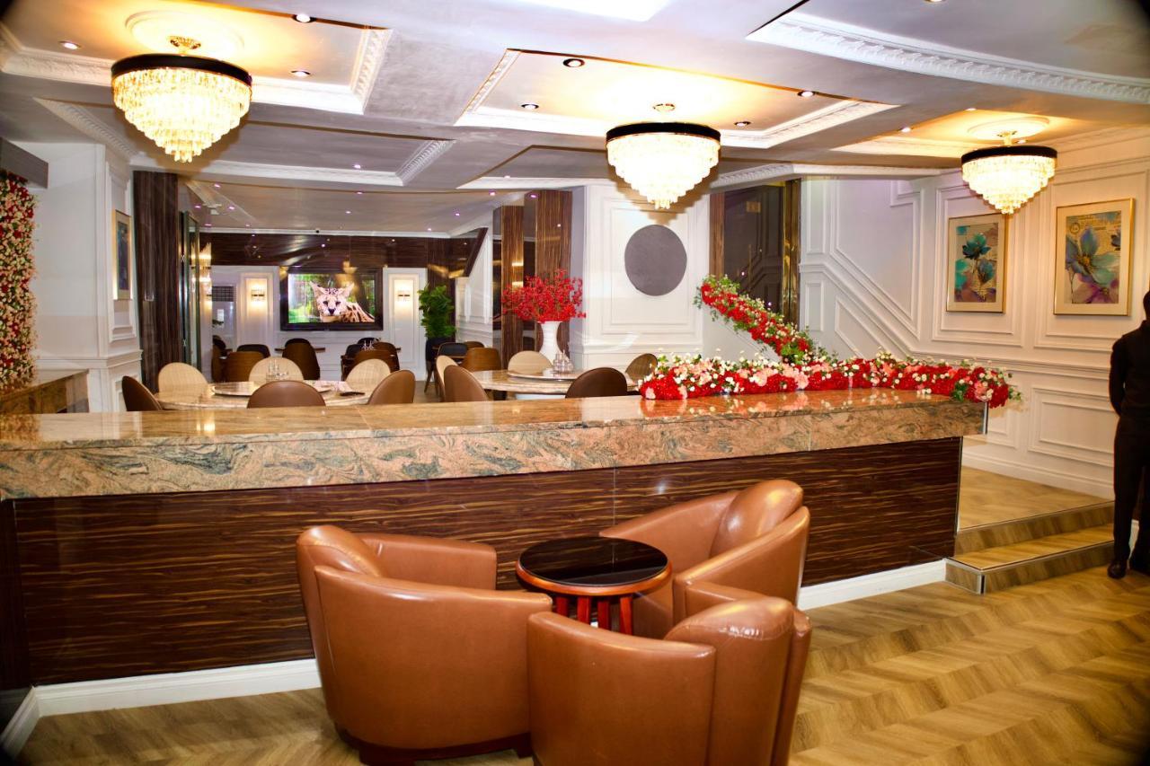 No.1 Hotel Abuja Exterior photo